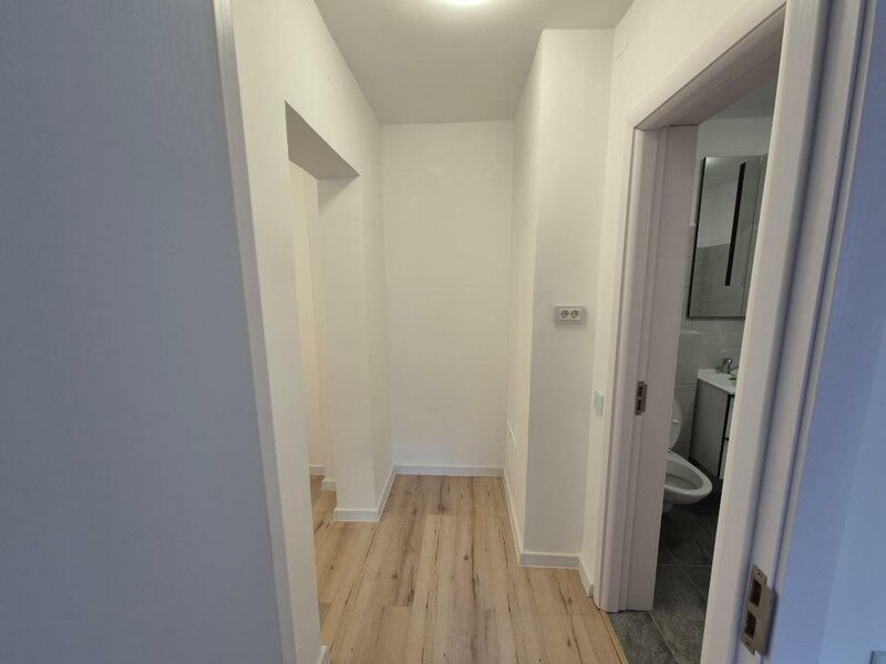 Mosilor / decomandat / et 2 / Metroul Obor 5 minute /